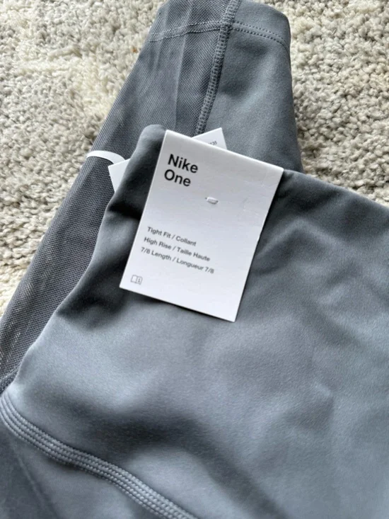 Nike Charcoal Seam-Detail High-Rise Leggings - Picture 4 of 7